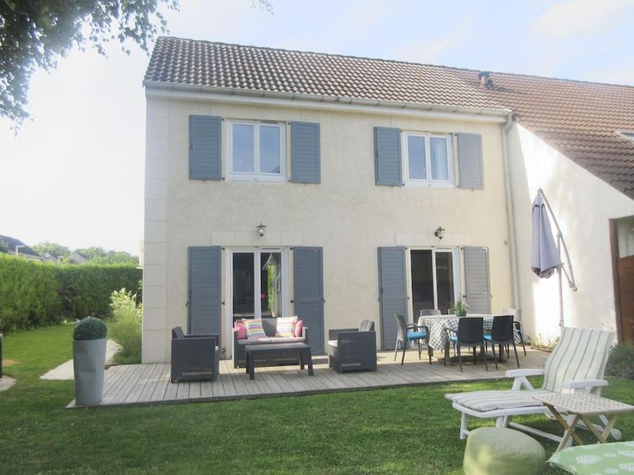 Demeure De Charme Paisible Apartamento Villepinte  Exterior foto