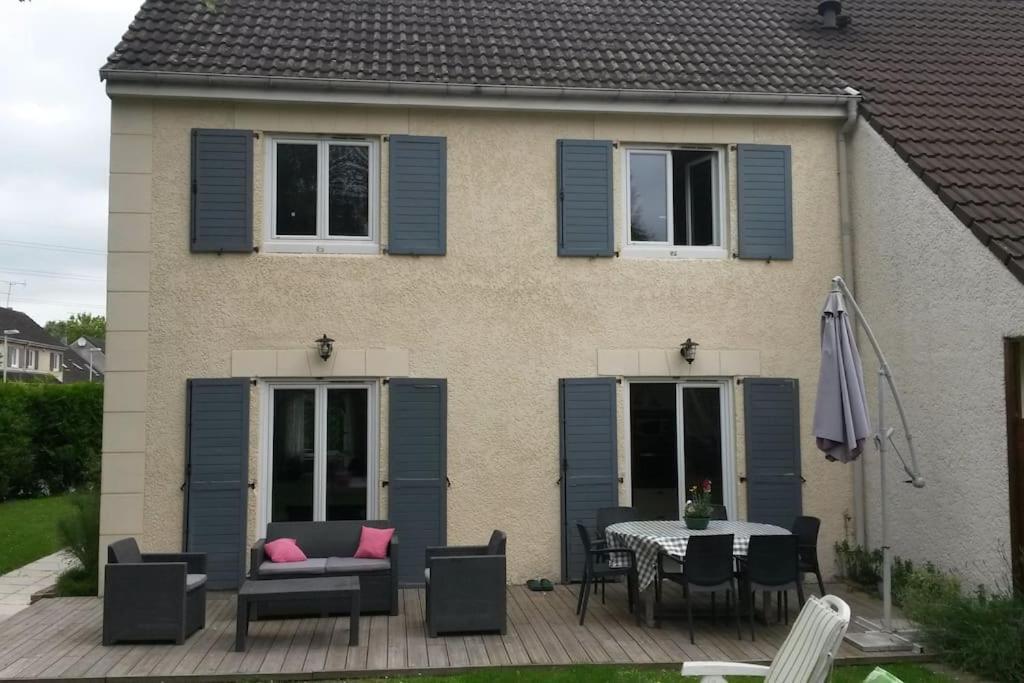 Demeure De Charme Paisible Apartamento Villepinte  Exterior foto